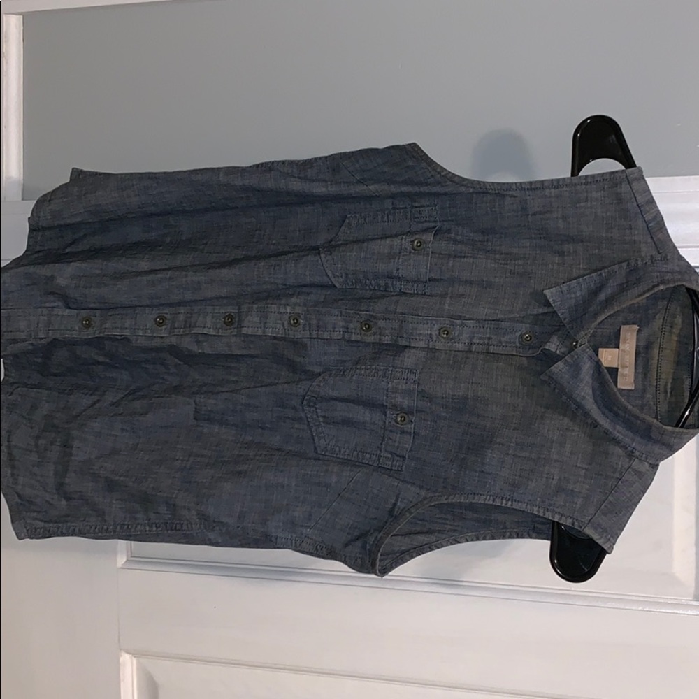 Sleeveless denim top